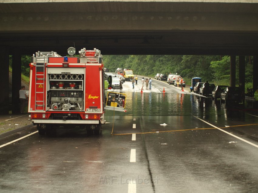 Unwetter Koeln Porz Einsatz FF Koeln P097.JPG